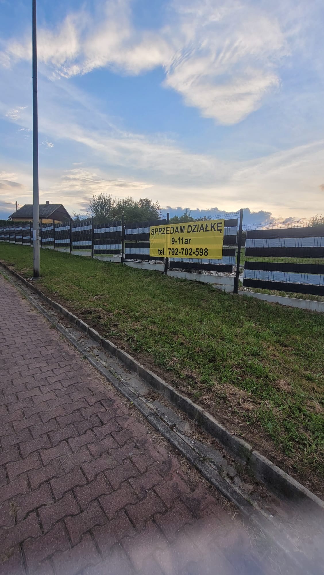 Sprzedam działkę budowlaną w Andrychowie
