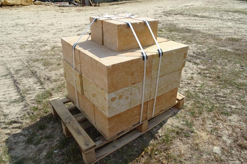 Kamień murowy z piaskowca – trwałość i styl prosto z kopalni